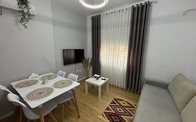 Beratinus Apartment In Berat Center